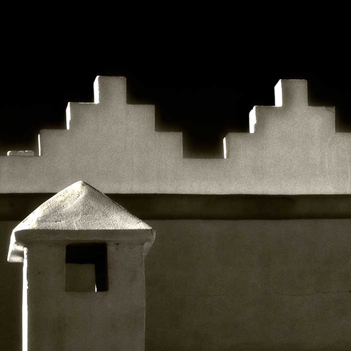 feb17-hauser-adobesunrise-700wi