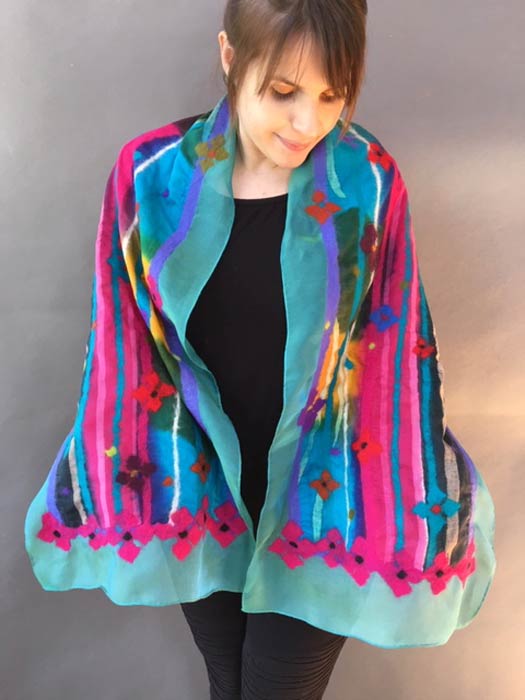 dec18-furtado-scarf-700hi